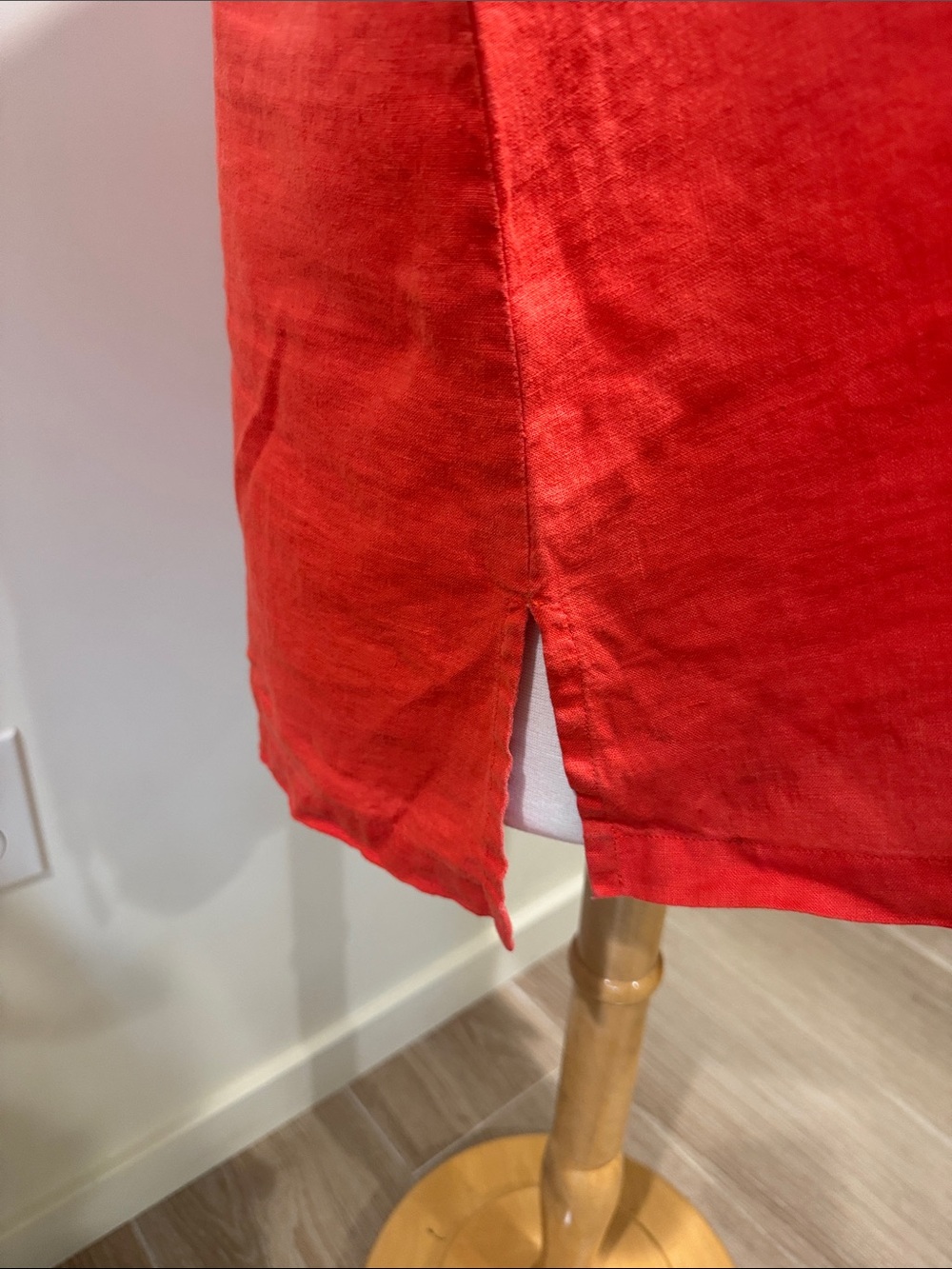 Flax Coral Orange V-Neck Linen Tank - Picture 4 of 5